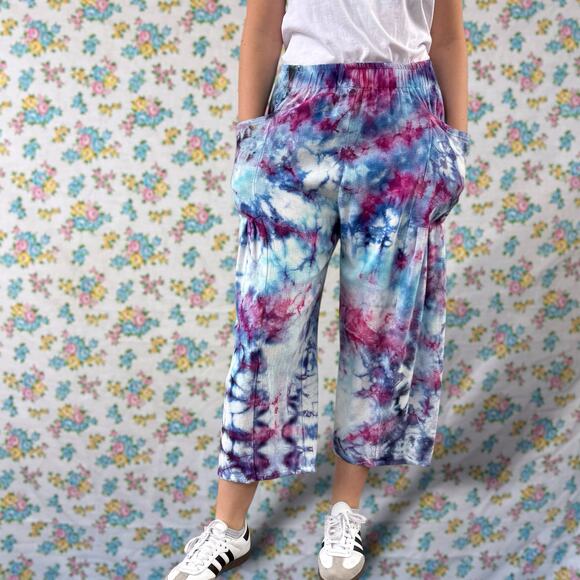 Grade & gather Upcycled ice dyed cropped pants - Picture 1 of 9